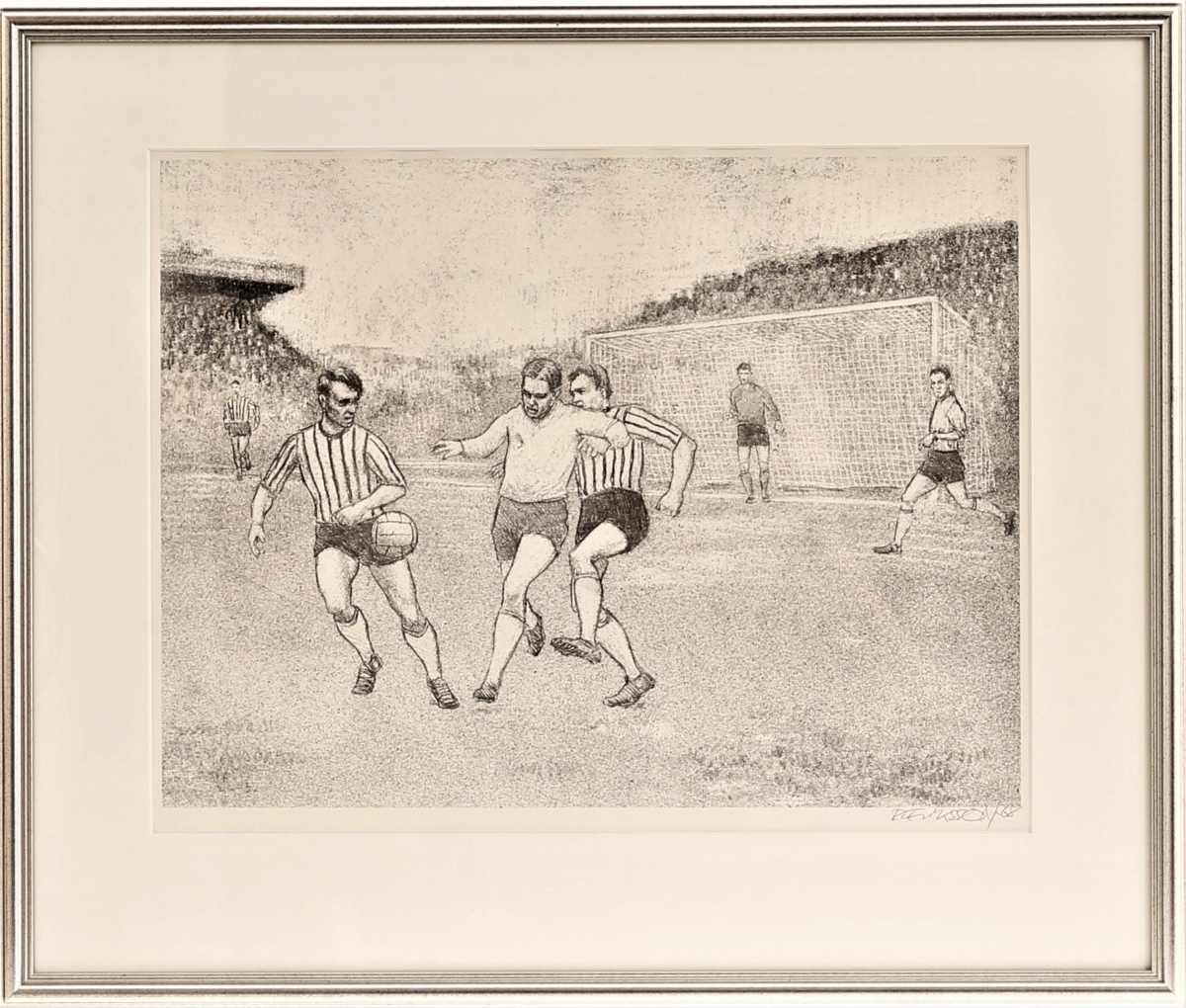 Blandade motiv - 1968 - Fotboll. Match mellan IFL-Sleipner på idrottsparken 1968. Gunnar Nordahl "in action".