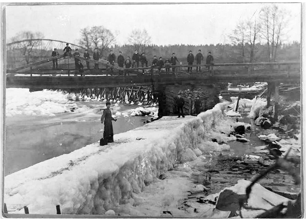 Skärblacka - Kvarnbron. Foto från ca 1900. Förlaga till Akvarell.
