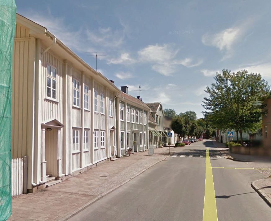 Skara - Skolgatan med kyrkan i ryggen. Bild från eniro.