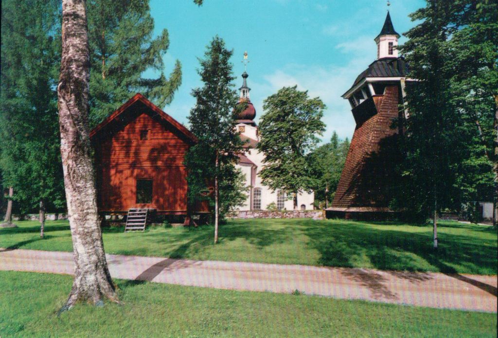 leksands-kyrka-och-bjorkallen