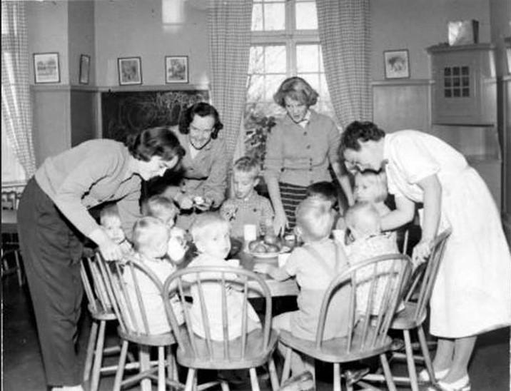 Norrköping - Gustavsbergsbarnen - mellanmål 1953