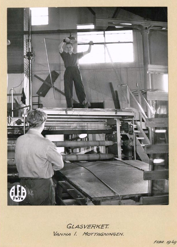 Oxelösunds Järnverk och Glasbruk - Glasbrytare