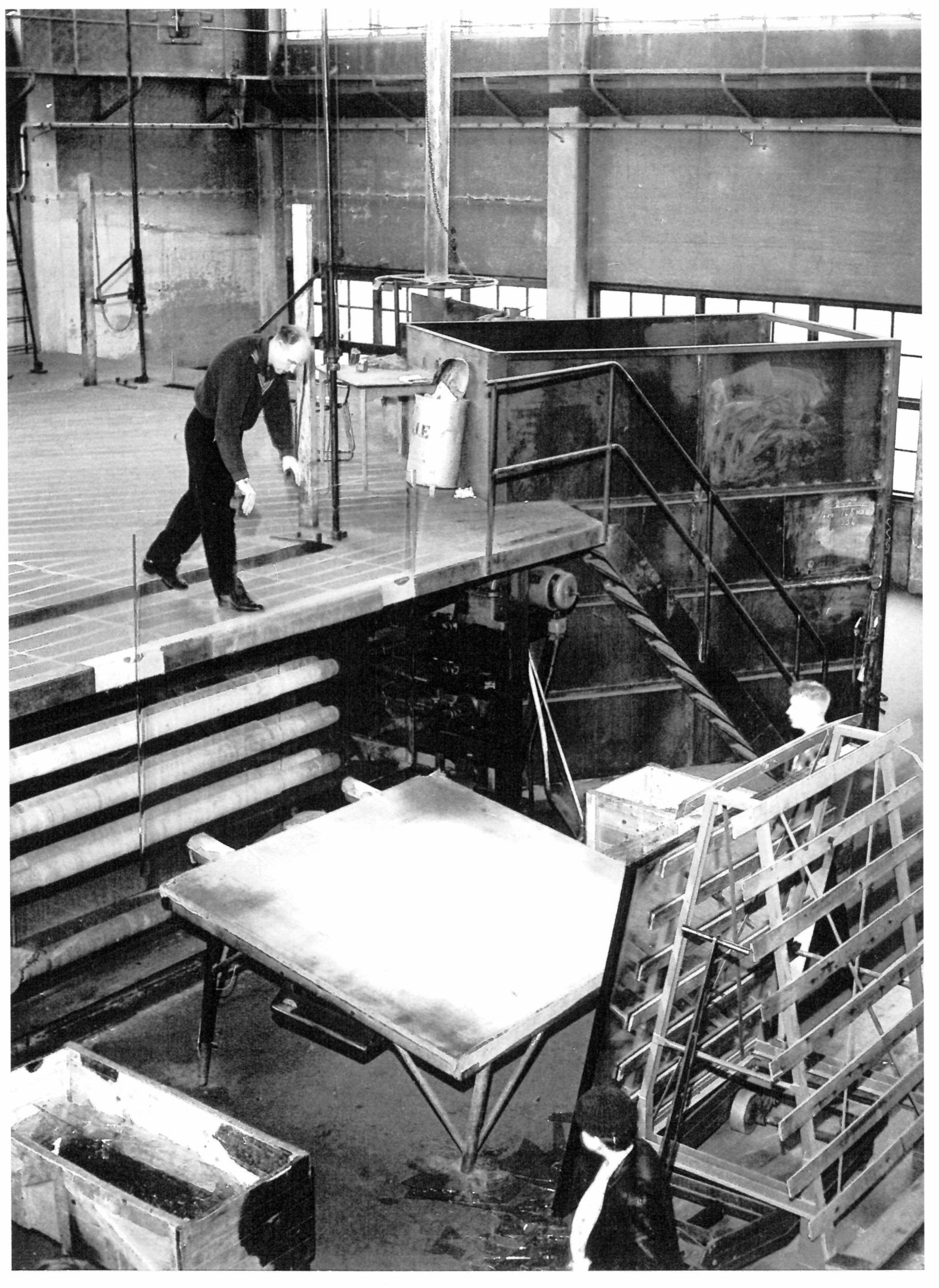 Oxelösunds Järnverk och Glasbruk - Mottagning brytning fönsterglas