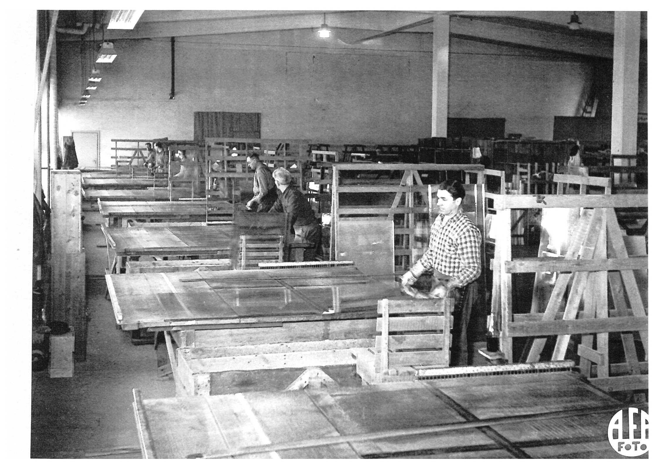 Oxelösunds Järnverk och Glasbruk - Preparering fönsterglas